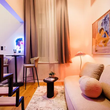 公寓 Spacious 5br Retreat For 16 By Dohany Synagogue & Fashion St 布达佩斯