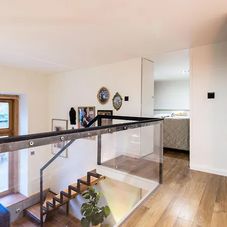 Spacious 5br Retreat For 16 By Dohany Synagogue & Fashion St 公寓 *