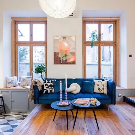 Spacious 5br Retreat For 16 By Dohany Synagogue & Fashion St *