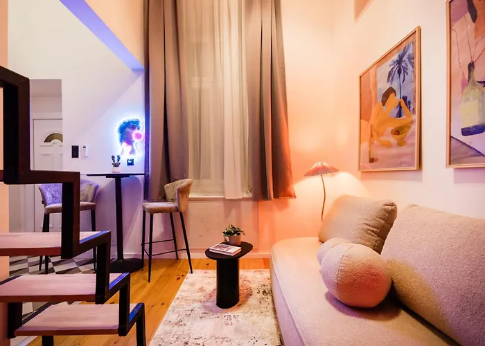 Διαμέρισμα Spacious 5br Retreat For 16 By Dohany Synagogue & Fashion St Βουδαπέστη